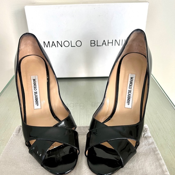 Manolo Blahnik Black Patent leather M-Puspapi  size 37.5  (7.5) - Picture 8 of 10